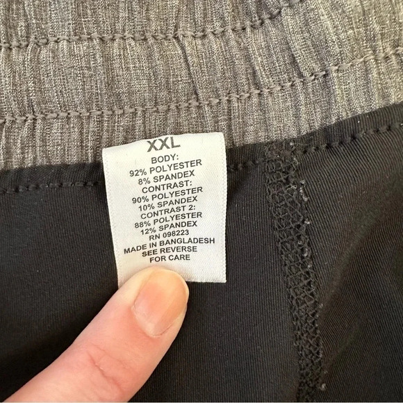 R.O.W Right of Way Men's Gray Athletic Zippered Pocket Shorts Size XXL GUC - Picture 7 of 9